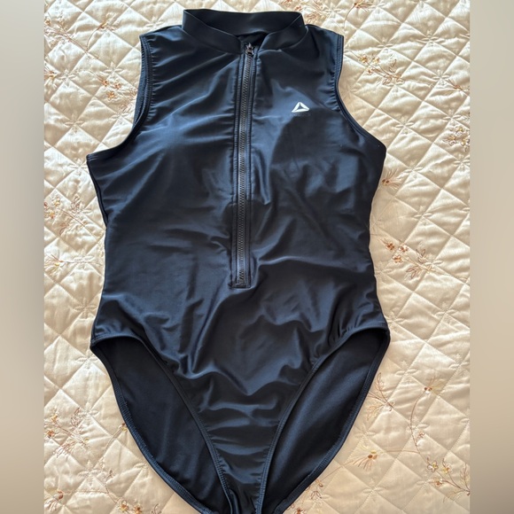 Reebok Black Athletic Swimsuit Apparel Size L - Picture 1 of 6